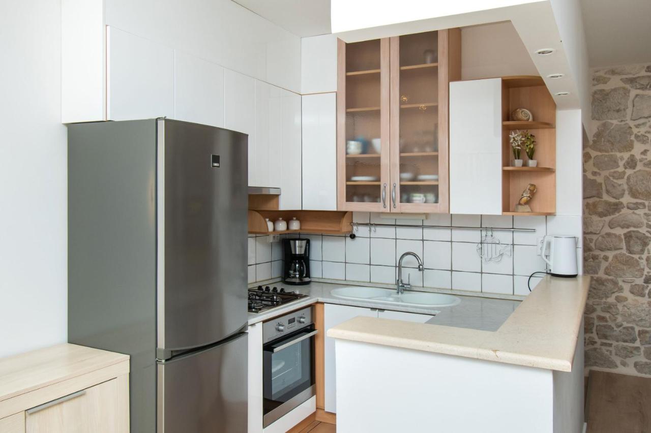 Apartment Julija Водице Екстериор снимка