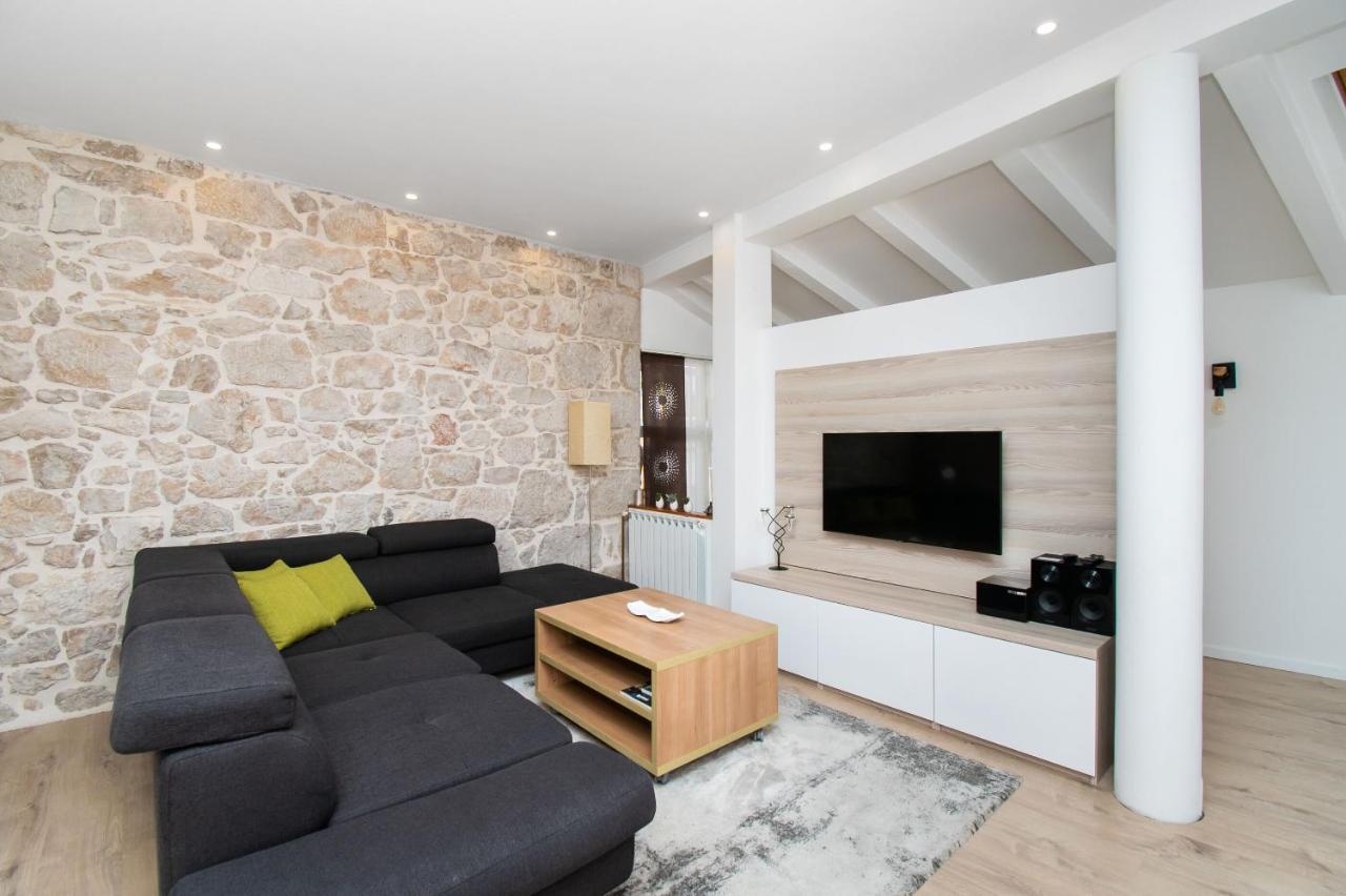 Apartment Julija Водице Екстериор снимка