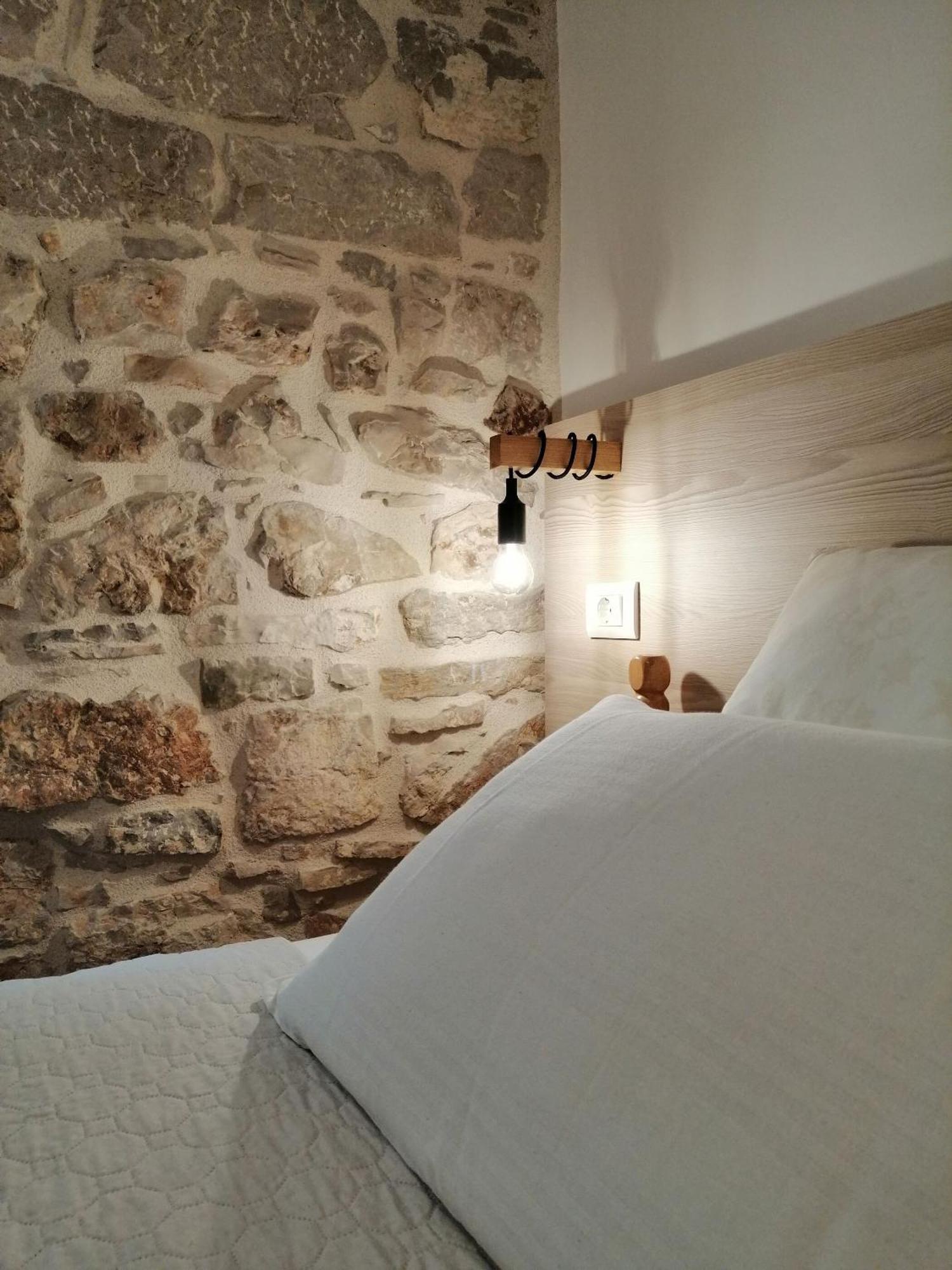 Apartment Julija Водице Екстериор снимка